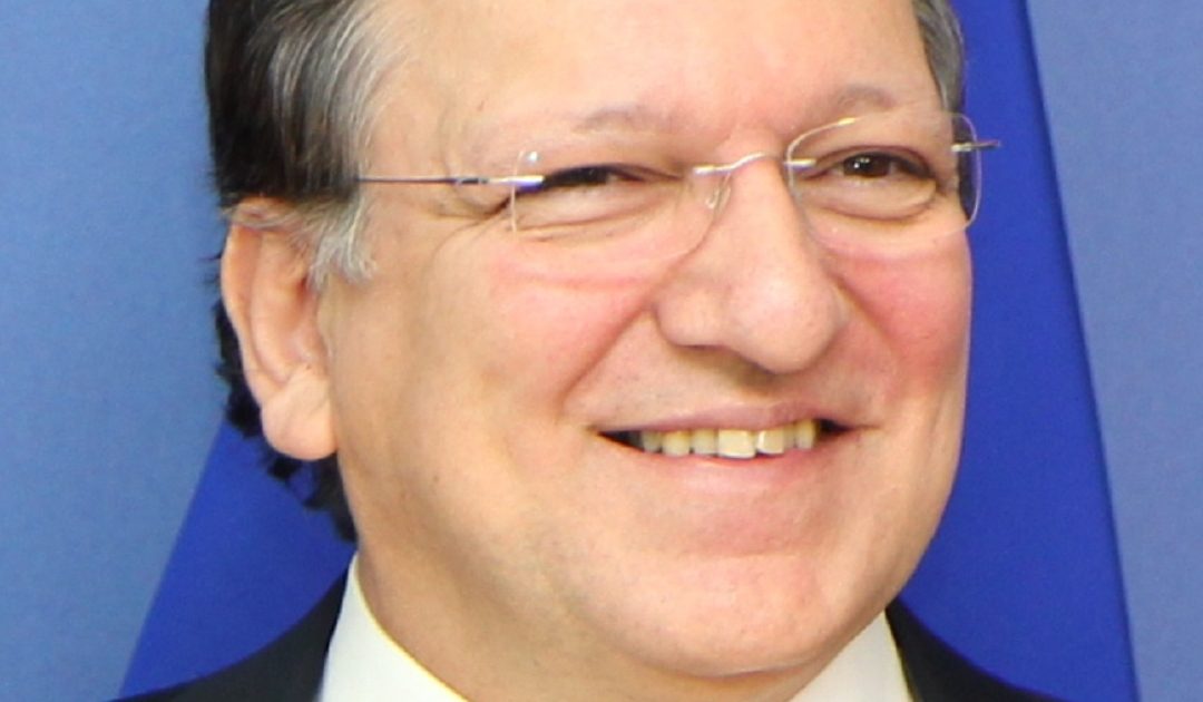 As meias verdades de Durão Barroso sobre a defesa europeia
