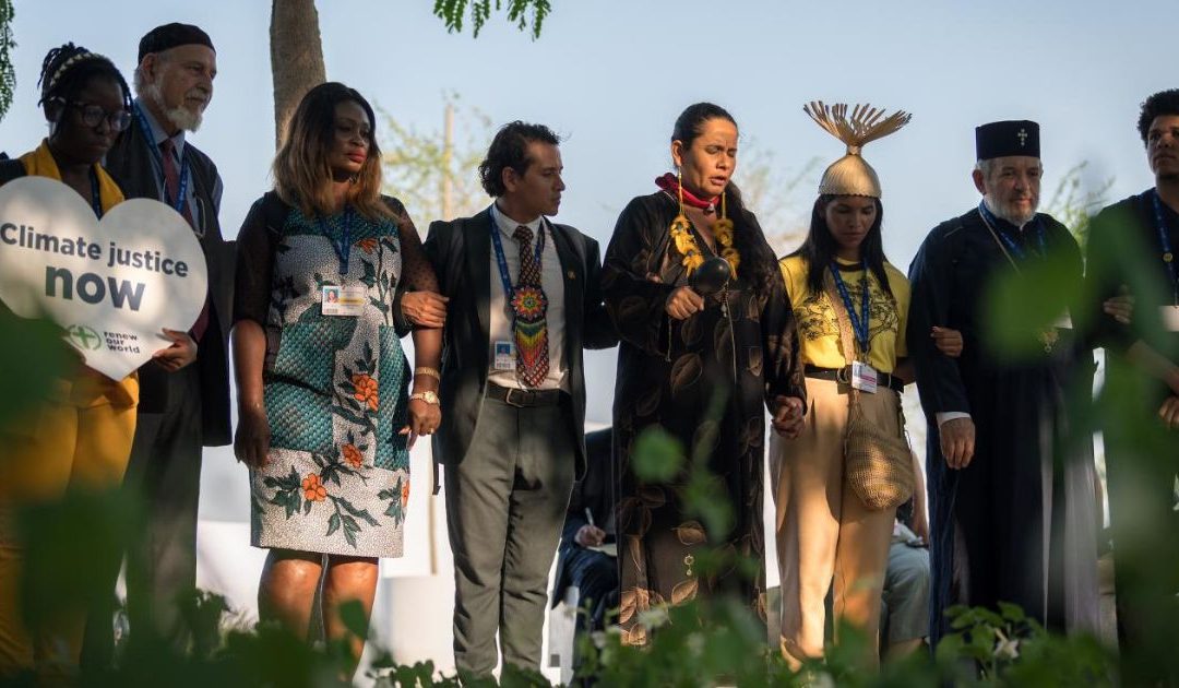 Mais de 60 instituições religiosas comprometem-se a “desinvestir completamente” em combustíveis fósseis