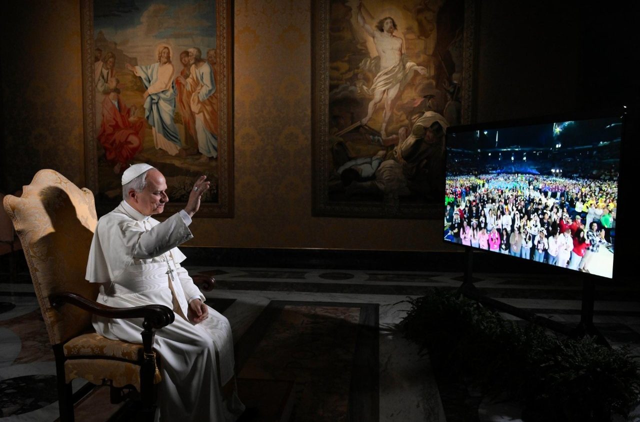 Papa falou online com cerca de 15 mil jovens americanos. Foto © Vatican Media, via Agência Ecclesia.