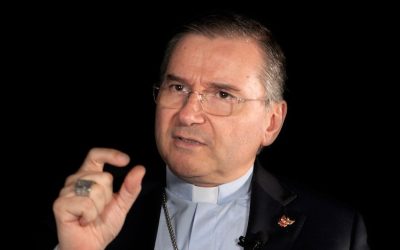 “Nem os párocos são monarcas, nem os leigos miniaturas de padres”
