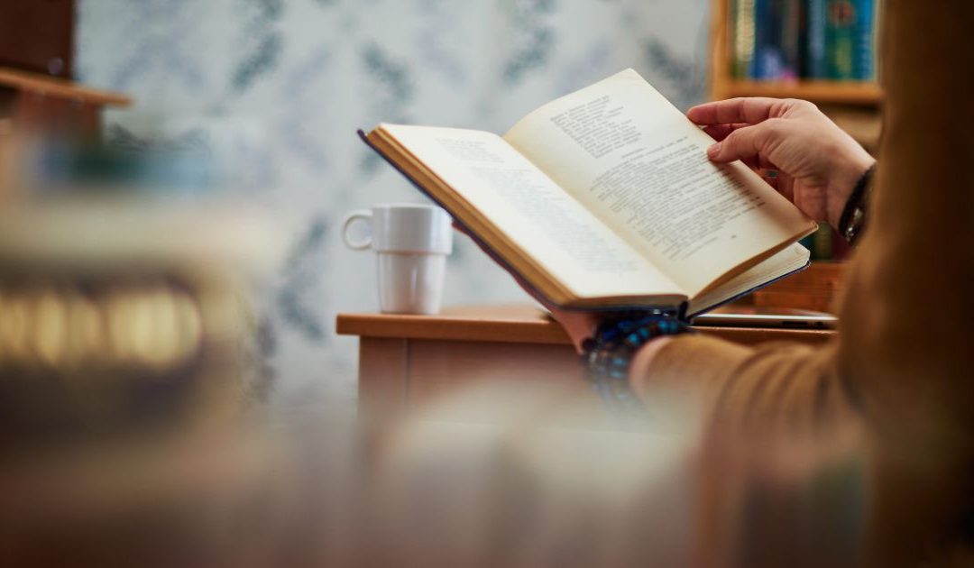 Nove encontros para refletir sobre a “ponte” entre a Igreja Católica e a comunidade LGBT, na companhia de um livro
