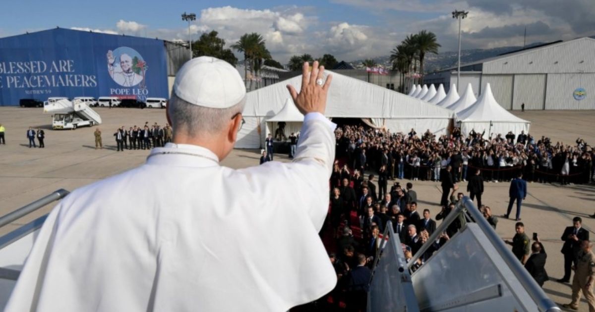 Papa Leão XIV na despedida do Líbano. Foto Vatican Media