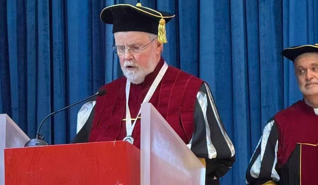 Peter Stilwell: Humanidade e Educação. Obra de misericórdia e encontro com Deus