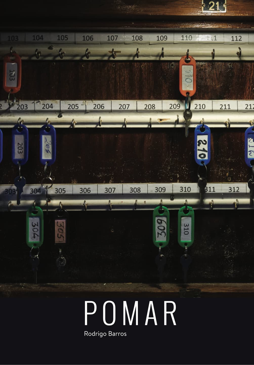Capa do livro Pomar, de Rodrigo Barros.