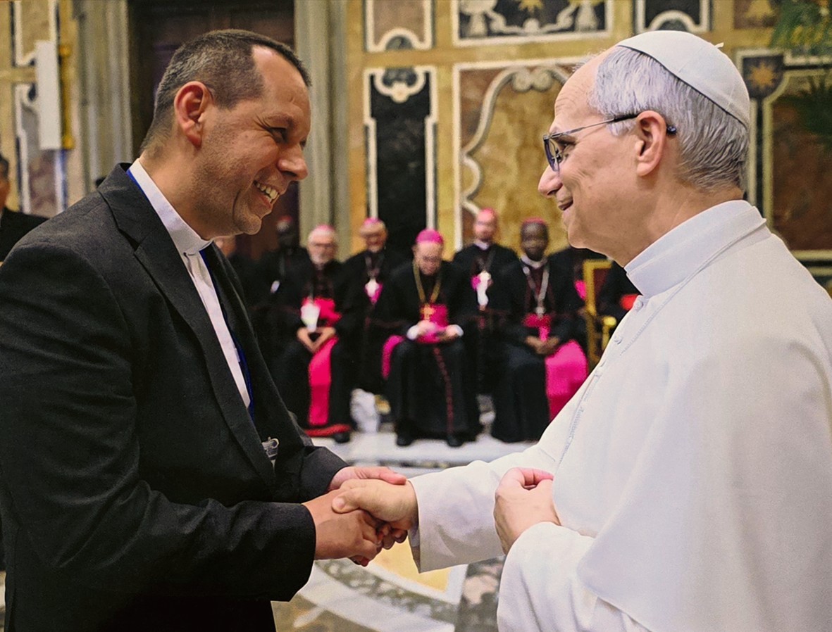 Padre Luca Bovio foi recebido pelo Papa Leão XIV em Roma