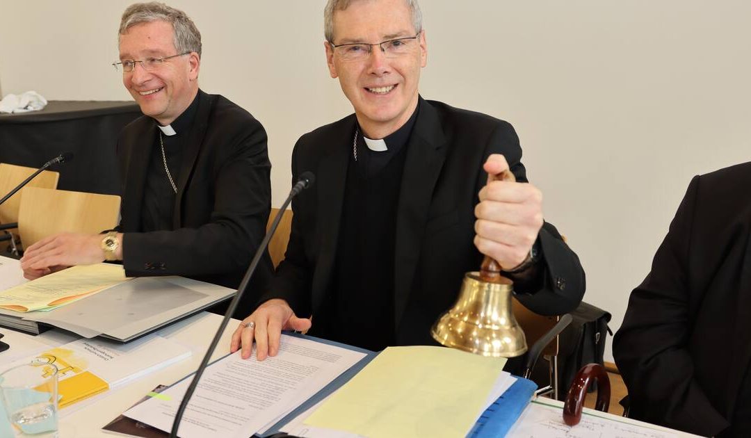 Bispos alemães pedem ao Vaticano que os leigos possam fazer homilias