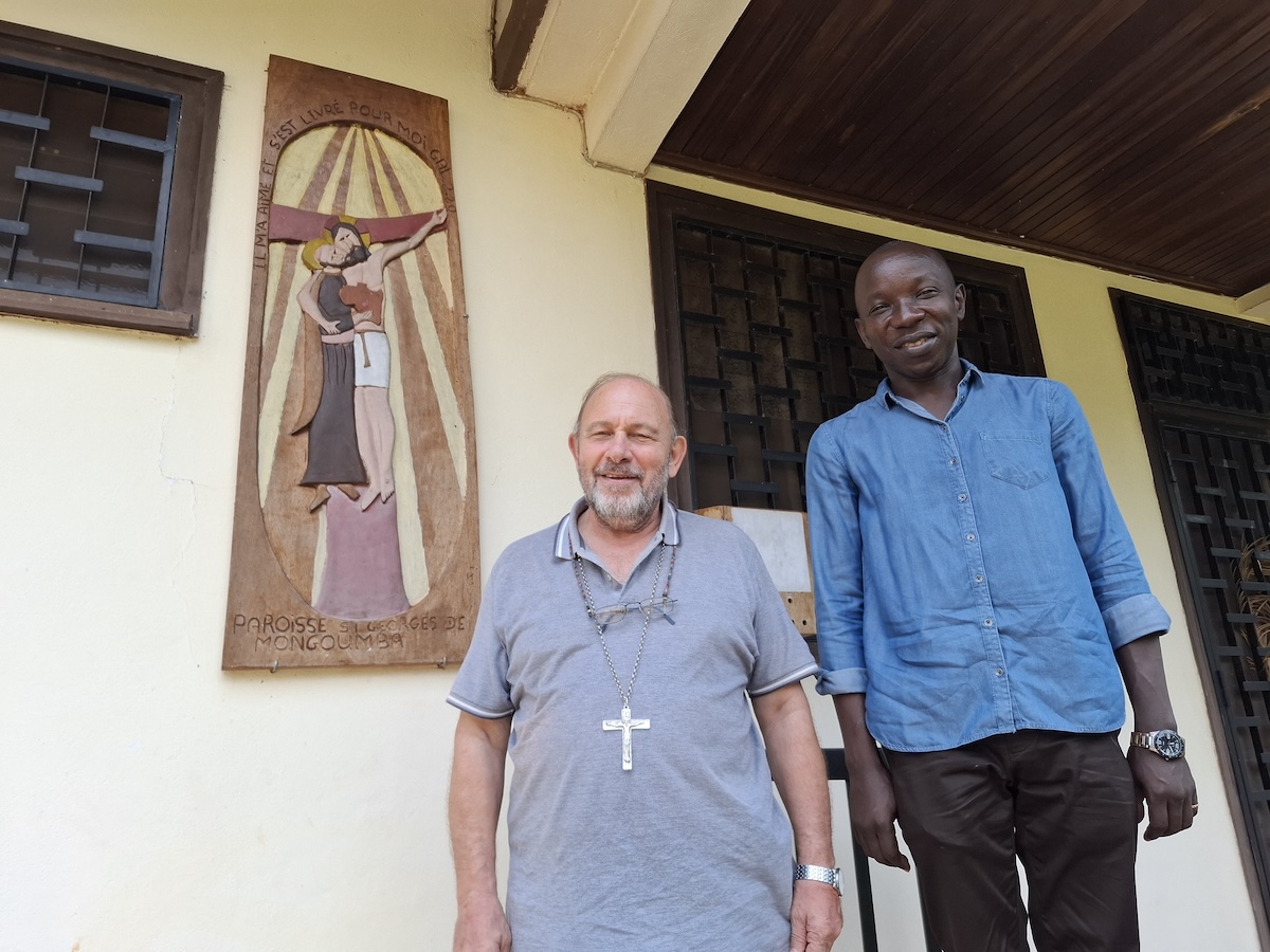 República Centro-Africana. Bispo de Mbaiki, Jesus Molina, comboniano espanhol. Foto © Tony Neves