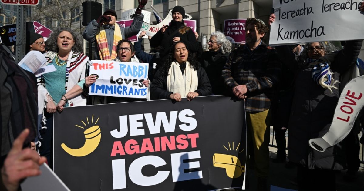 manifestação da comunidade judaica contra o ICE, nos EUA, 11 fevereiro 2026. Foto @giligetz