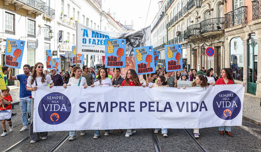 Caminhada pela Vida: 12 marchas “em defesa dos mais vulneráveis”