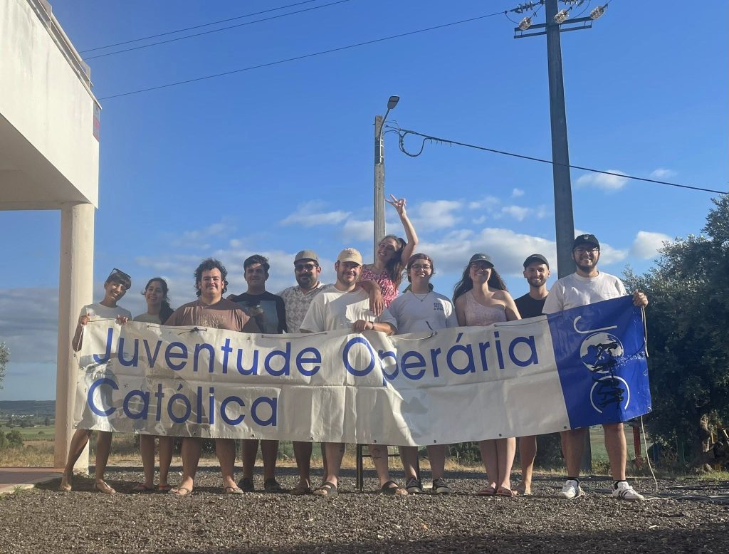 Nos dias 11, 12 e 13 de julho os jovens da JOC estiveram reunidos no Centro Escutista “Castelo à Vista” para o Acampamento Nacional da JOC.