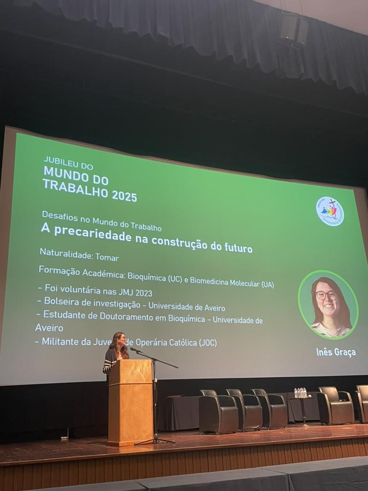 Participação de uma militante da JOC no Encontro Jubilar do Mundo do Trabalho da Diocese de Lisboa a 1 outubro 2025. Foto fotopmp