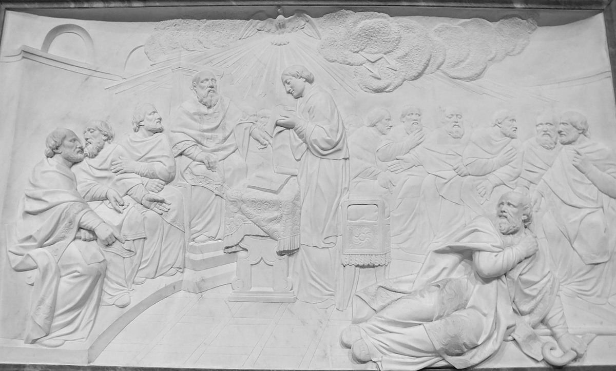 Condenação de Nestório no concílio de Éfeso, em 431, num baixo-relevo de Charles-Antoine Bridan, esculpido em 1787, no coro da Catedral de Nossa Senhora de Chartres.