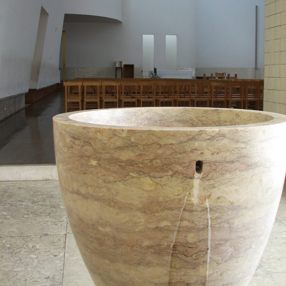 Batistério na Igreja de Santa Maria (1994-1996), Marco de Canaveses