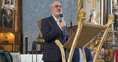 A proposta de Frederico Lourenço para uma nova tradução do Pai Nosso Frederico Lourenço-corte