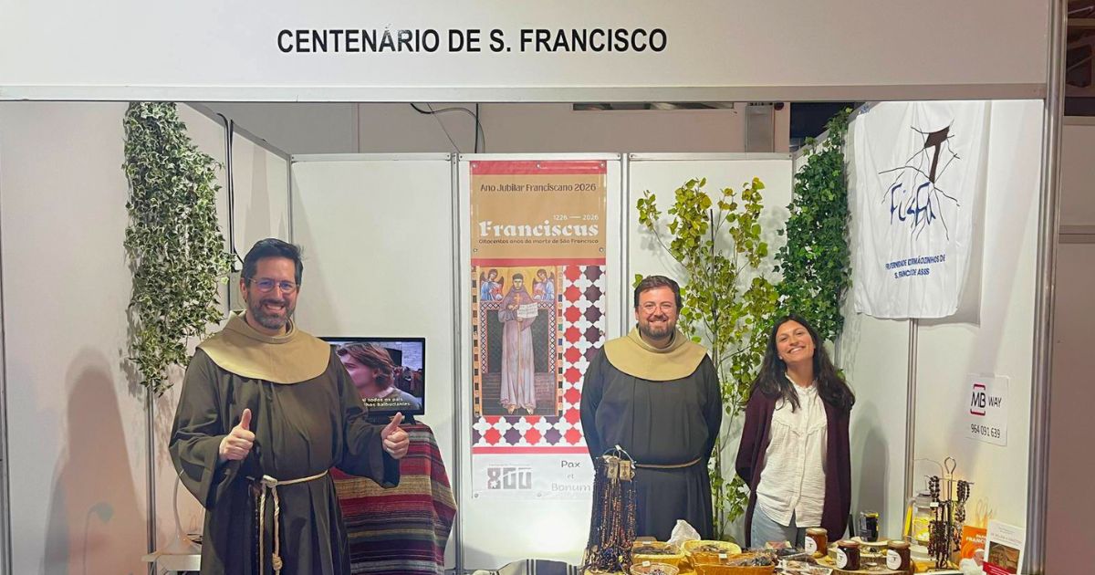 O stand da Fraternidade dos Irmãozinhos de São Francisco de Assis na Ovibeja 2026. Foto Direitos reservados O stand da Fraternidade dos Irmãozinhos de São Francisco de Assis na Ovibeja 2026. Foto Direitos reservados