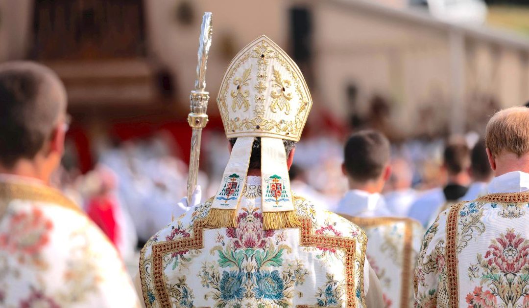 “Consagração” de quatro bispos leva Fraternidade de São Pio X de volta à excomunhão