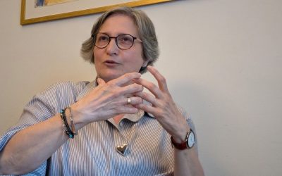 Cristina Inogés-Sanz: “A sinodalidade convida a sair dos muros da Igreja”