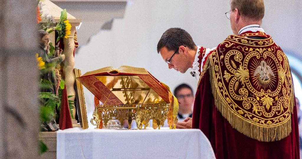 Missa Sociedade de São Pio X. Foto FSSPX