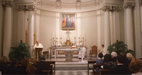 Momento da homilia na missa. Foto Vatican Media