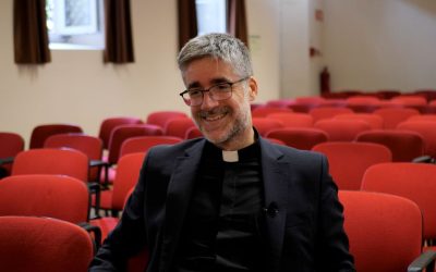 “Ainda não conseguimos passar mentalmente de uma Igreja clerical para uma Igreja povo de Deus”