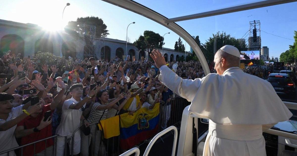 Papa Espanha Madrid VM Papa chegou a Espanha, iniciando a visita por Madrid. Foto © Vatican Media Leão XIV