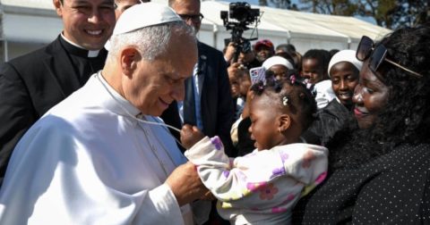 Papa Leãodurante a visita ao Centro Las Raíces em San Cristóbal de La Laguna, Tenerife Foto Vatican Media