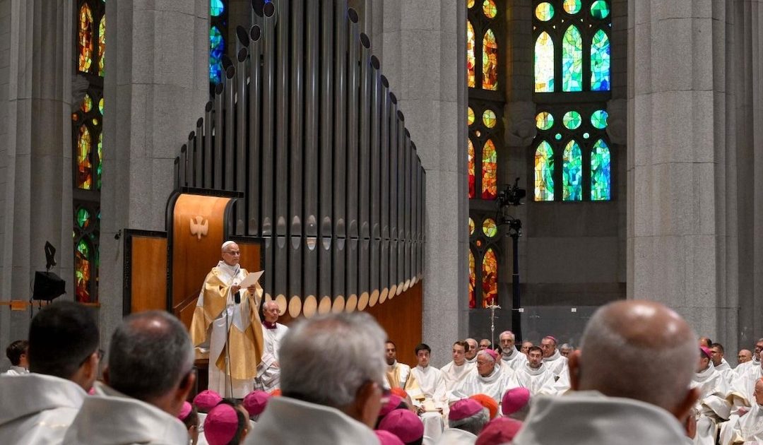 Papa na Sagrada Família: “Não podemos acreditar em Jesus e promover a guerra”