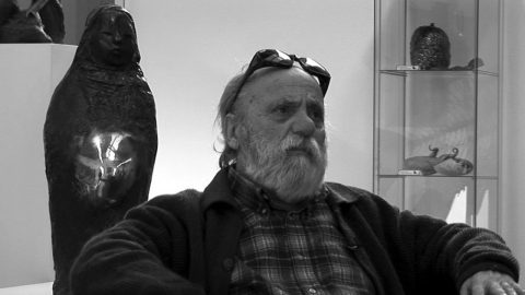 O Barro, o Desassossego e as Histórias do Mundo José Joaquim Rodrigues (1936-2016) foi muito mais do que o escultor e artista plástico que marcou o panorama nacional a partir da segunda metade do século XX. Foto © Henrique Manuel Pereira. escultura