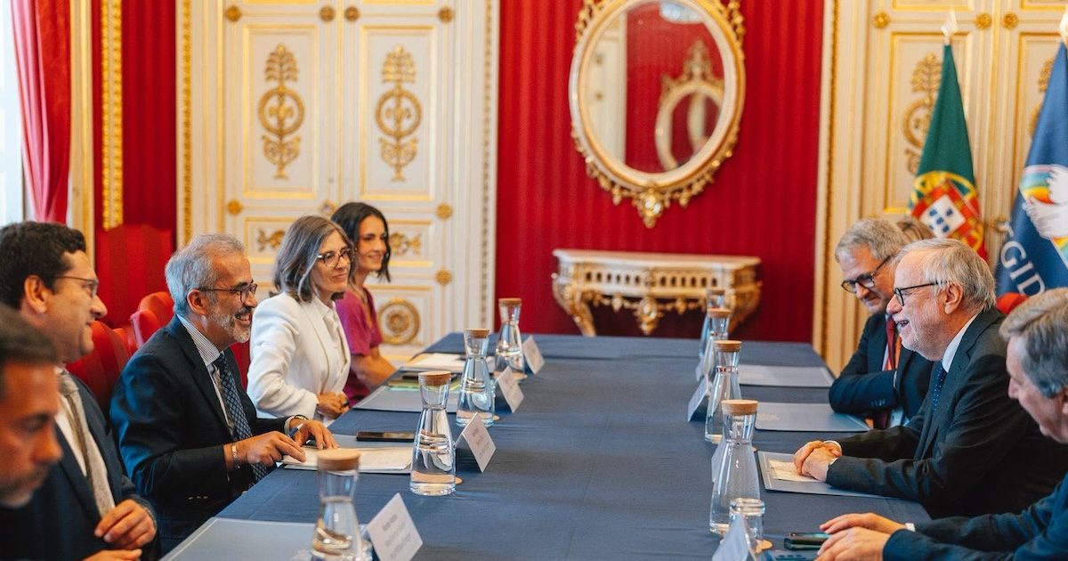 MNE Santo Egídio Comunidade de Santo Egídio formalizou acordo de colaboração global com o Governo português, sublinhando a importância de promover a diplomacia, no contexto internacional. Foto © Ministério dos Negócios Estrangeiros. Paulo Rangel Andrea Riccardi