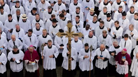 A fraternidade ataca a paz Fraternidade Sacerdotal São Pio X