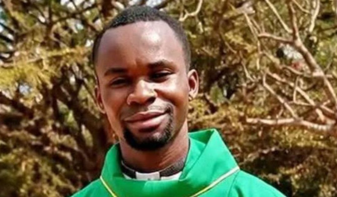 Assassinado padre que trabalhava pela paz na República Centro-Africana