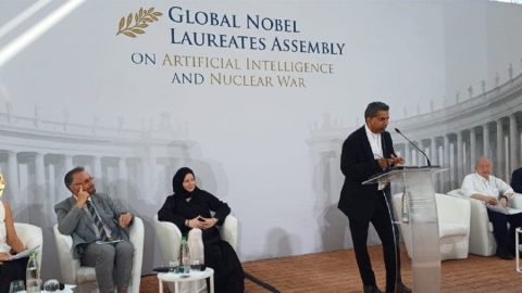 A Humanidade no Limiar: Uma Declaração sobre Inteligência Artificial e Armas Nucleares Vatican News