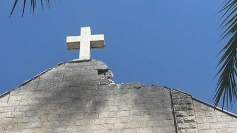 Um Momento de Verdade: Fé num Tempo de Genocídio Gaza. Cruz Paróquia da Sagrada Família
