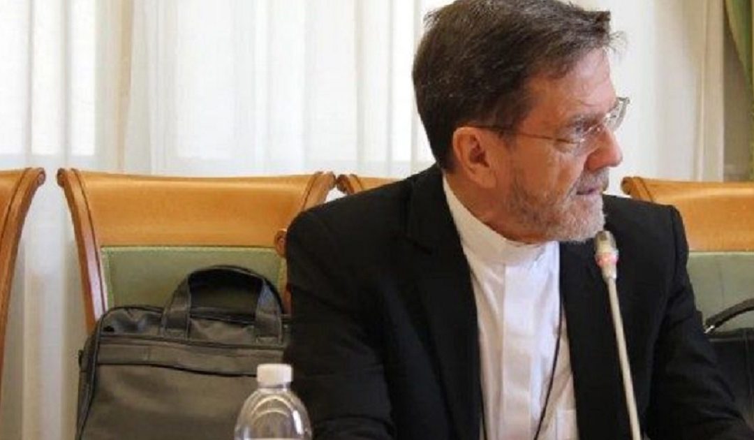 Luiz Fernando Lisboa recebe doutoramento Honoris Causa da Universidade Estadual de Londrina