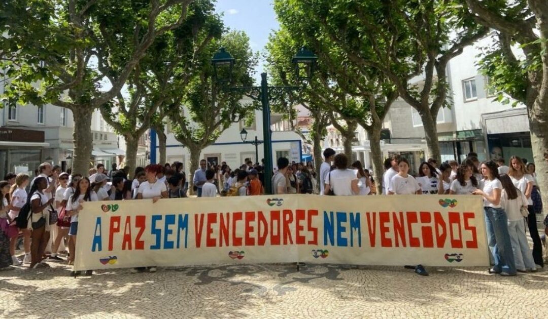 De Braga a Tavira, portugueses vão sair à rua para caminhar pela paz