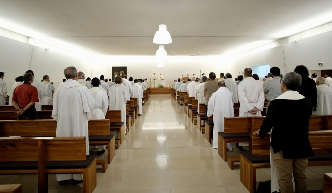 “Não somos super-heróis”: padres pedem uma Igreja mais corresponsável