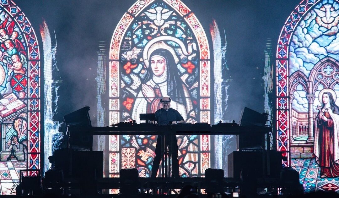 Missionários digitais: a Igreja Católica “não está nas redes para parecer moderna, mas para se fazer próxima”