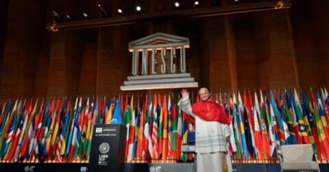 O Papa na sede da UNESCO, em Paris. Foto Vatican Media
