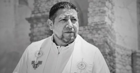 Padre Román de la Cruz Hernández, assassinado a tiro no México. Foto DR, via AIS