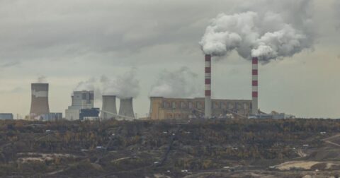 Mundo vai ultrapassar os 1,5 ºC, mas "ultrapassar não é render-se" Combustiveis fosseis. Foto © Climate VisualsAnna Liminowi