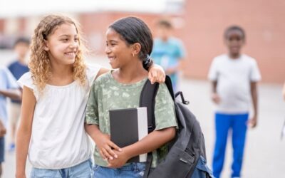 Como pode a escola construir pontes num mundo de muros?