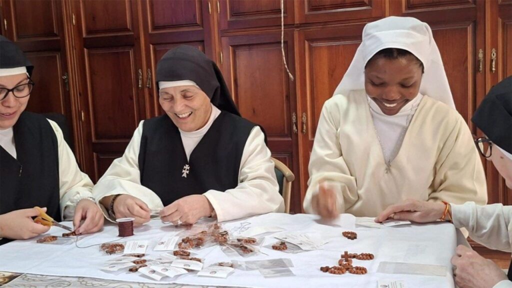 Freiras de clausura criam dezenas pela visita do Papa Leão XIV à Espanha Foto Vatican Media