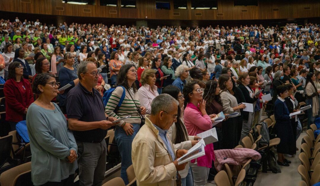 Catequistas refletem sobre a renovação da catequese