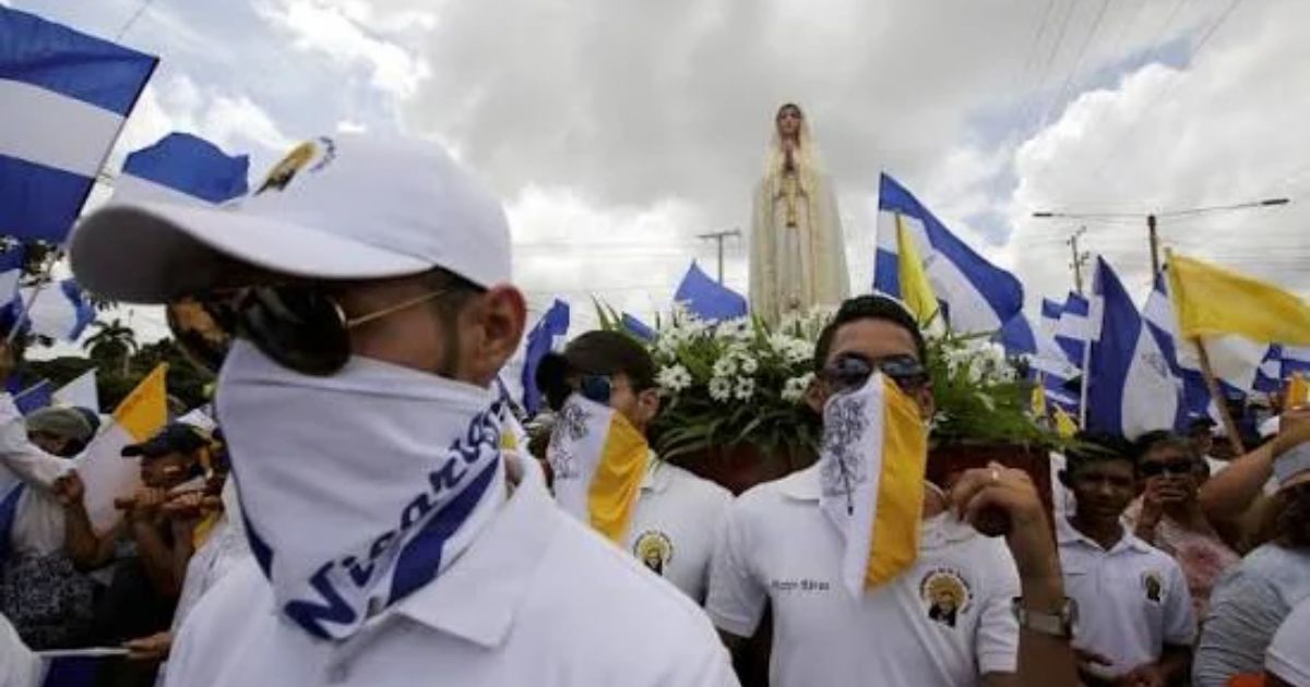 Na Nicarágua, participar numa procissão religiosa é um ato de protesto. Foto © USCIRF